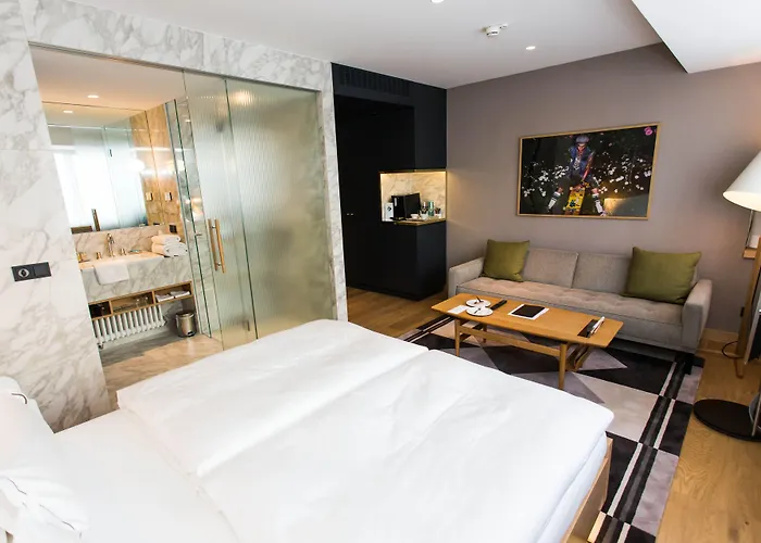 Hotel The
