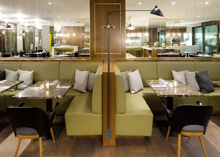 Hotel The 5*