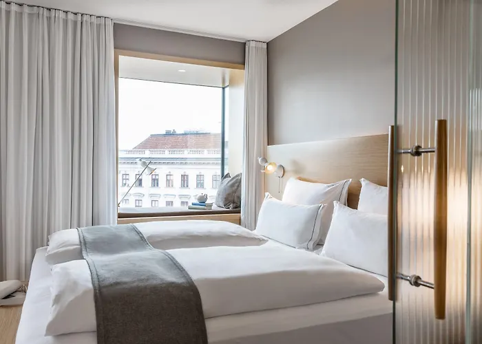 The Hotel 5*